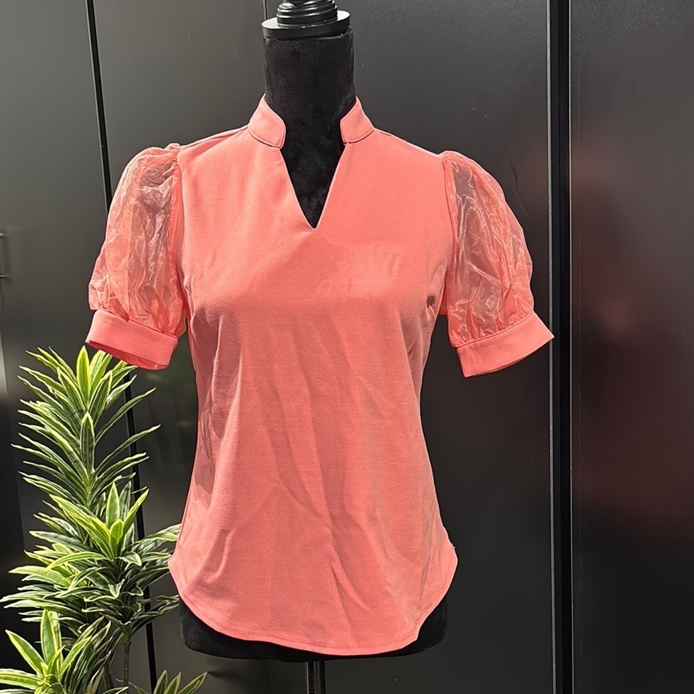 7th Ave. NY&Co. Puff/Sheer Short sleeve, mandarin collar V-neck,graduated front